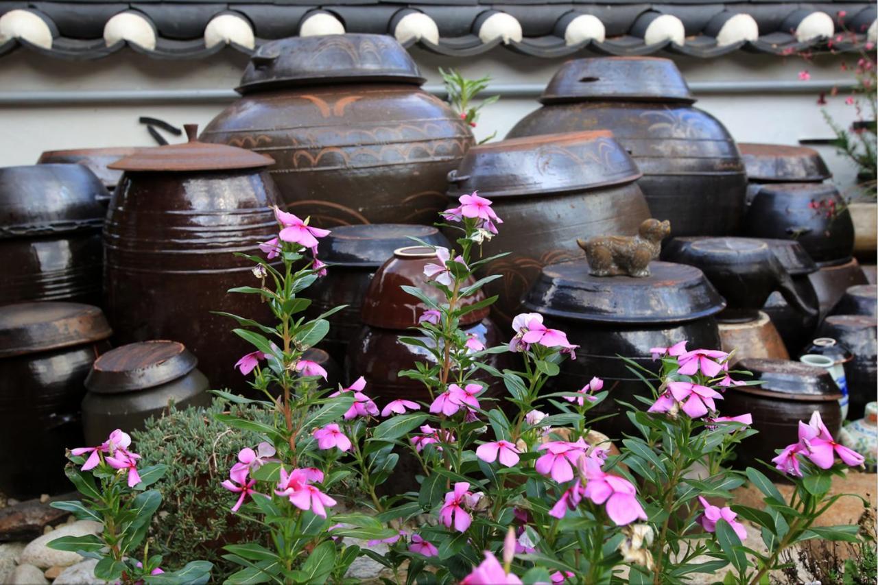 Hanok Madang Villa Jeonju Exterior photo