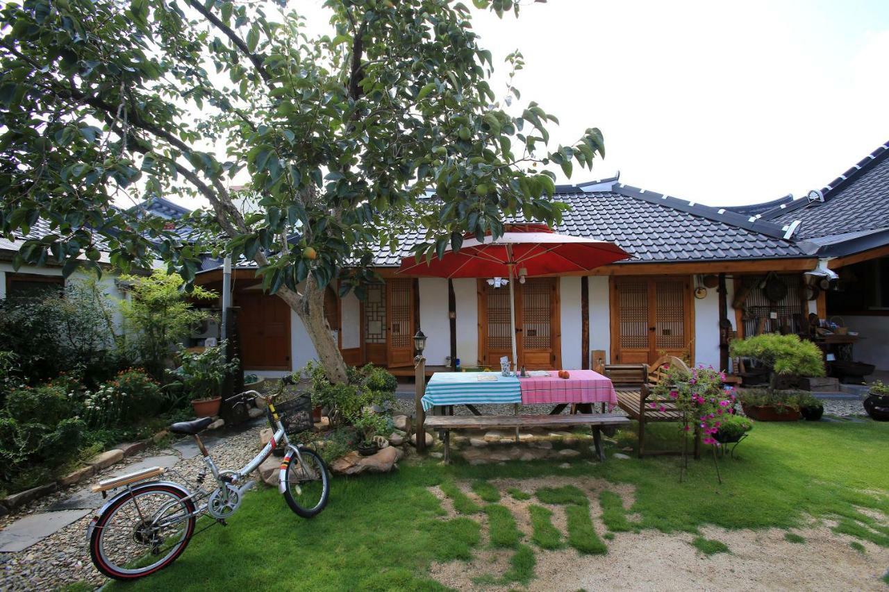 Hanok Madang Villa Jeonju Exterior photo